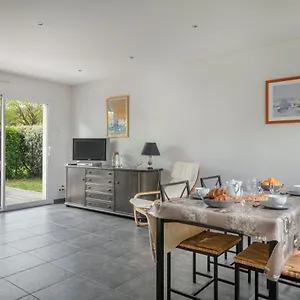 Maison Neuve Pour Quatre Personnes A , Arzon France